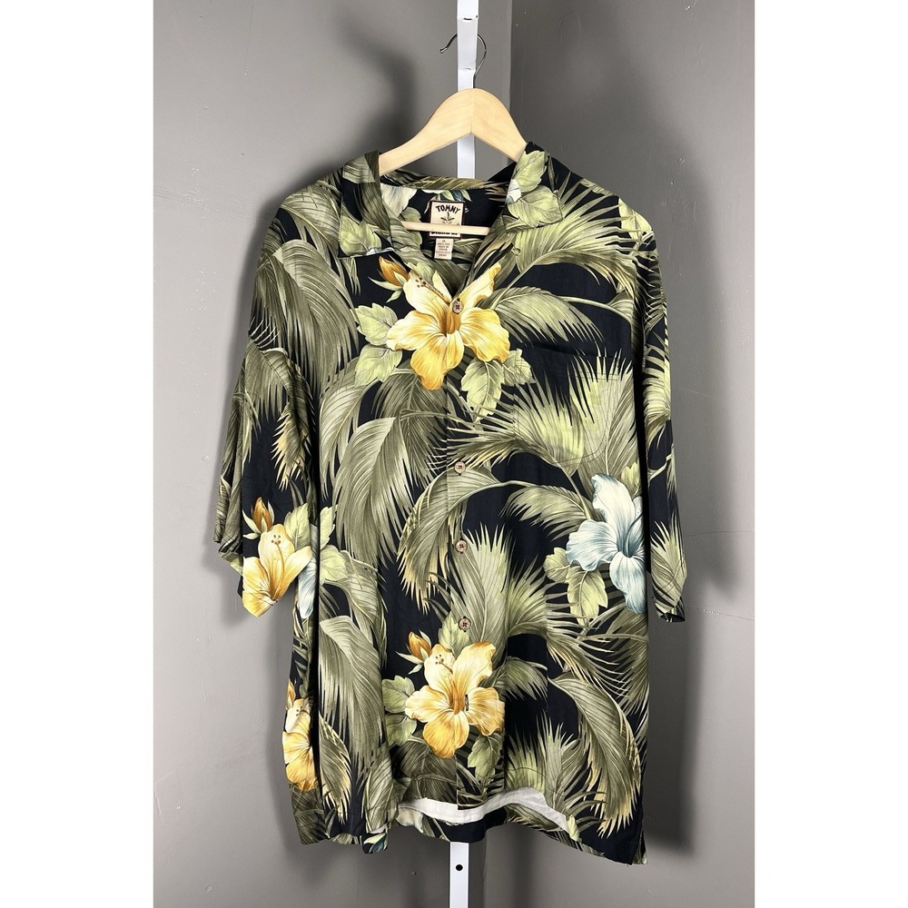 Tommy Bahama XL Men's 100% Silk Short Sleeve Button Up Shirt Tropical Floral